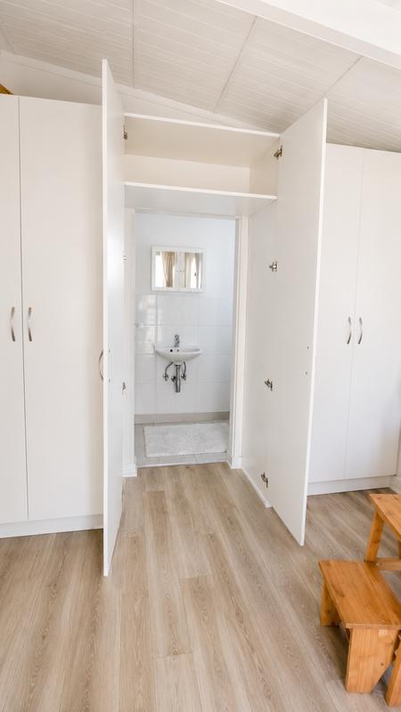 To Let 2 Bedroom Property for Rent in Somerset West Western Cape